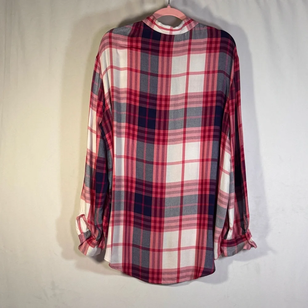 Express Plaid Button-Down Shirt - Picture 5 of 9
